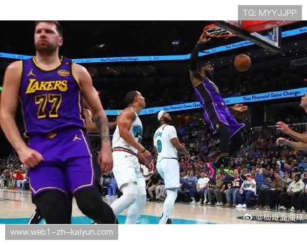 湖人三核合砍72分 仍不敌太阳残阵遭遇关键卡位战失利 湖人三核合砍72分 仍不敌太阳残阵遭遇关键卡位战失利